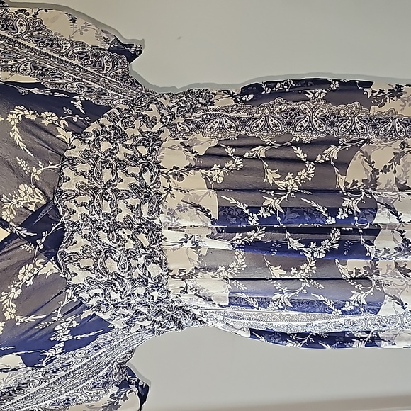 Jonathan Martin Navy Blue/ White Silk Swimsuit Coverup Needs mending Size 12 - Picture 4 of 12